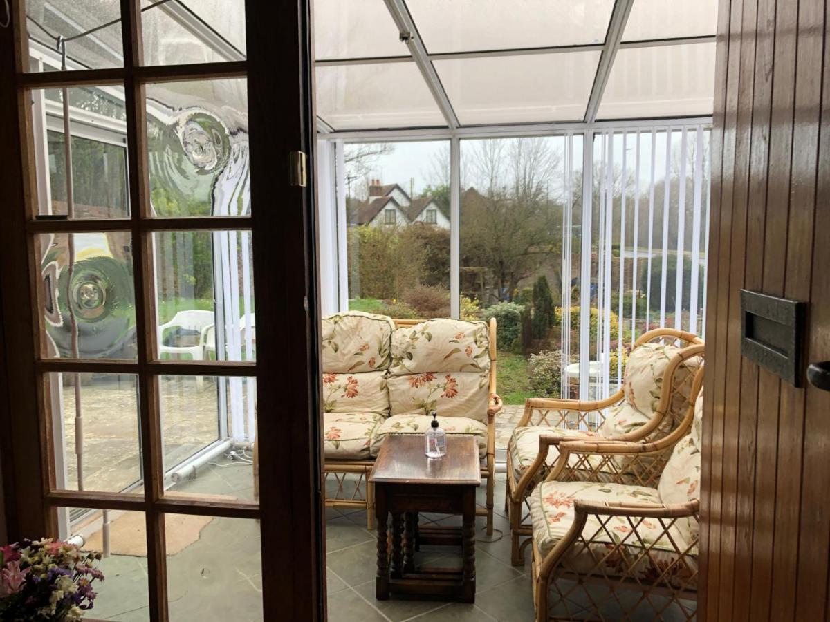 Ponders End Bed and Breakfast Newport  Eksteriør billede