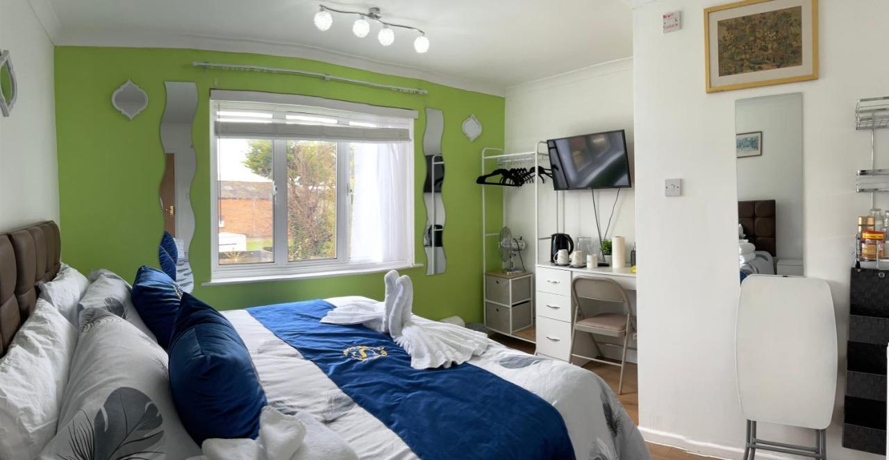 Ponders End Bed and Breakfast Newport  Eksteriør billede