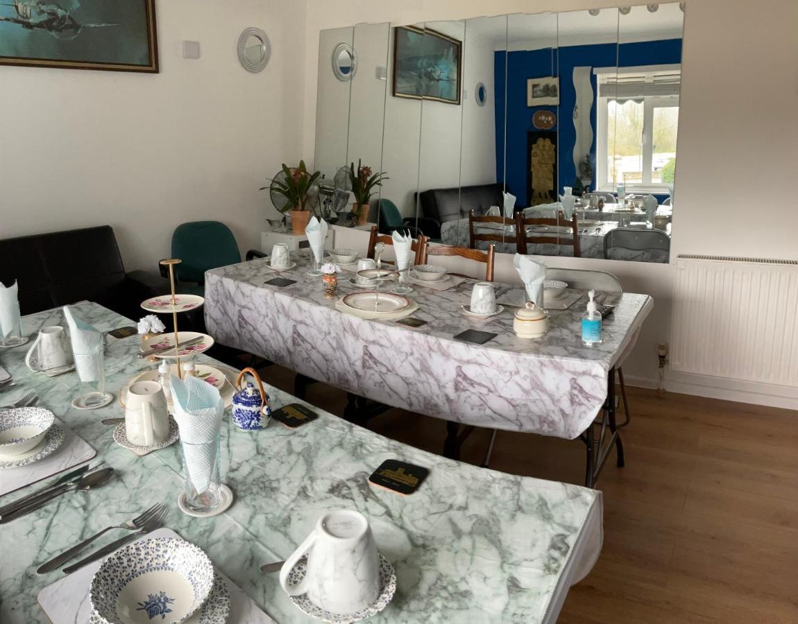 Ponders End Bed and Breakfast Newport  Eksteriør billede
